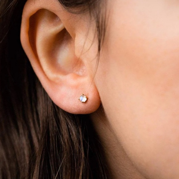 Solid Gold Moonstone Studs 9k Gold - Local Eclectic - Picture 5 of 6